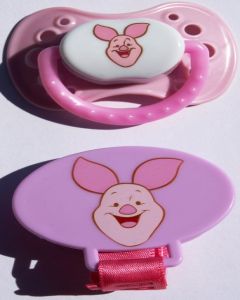 Disney™ Piglet on Pink Guard - light pink Handle (10 holes) with matching clip! [27c-a-b]